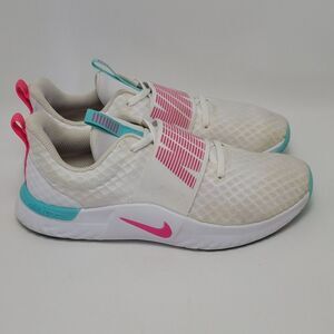 Nike Renew In Season TR9 White Multicolor Sneakers Shoes Womens Sz 8 CW7022-100